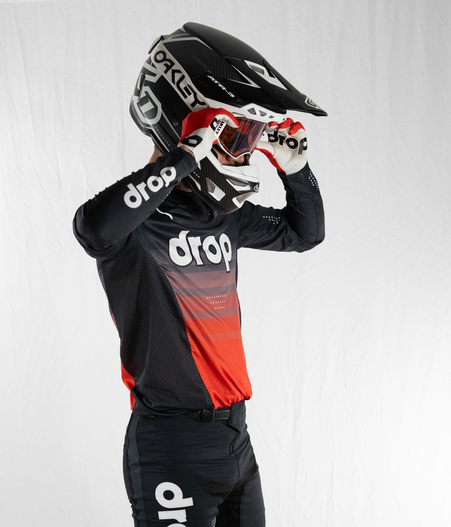 BRAVO Black Red Jersey