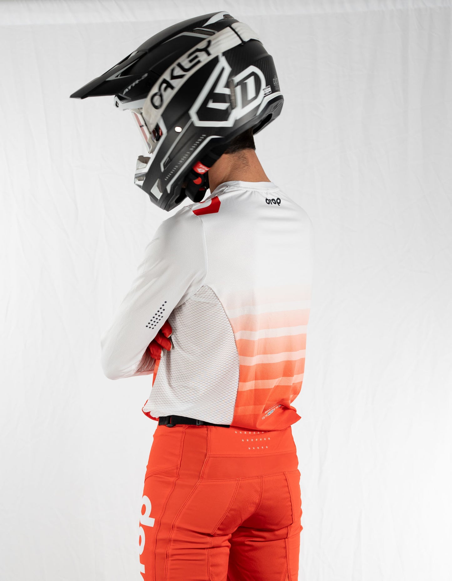 BRAVO White Red Jersey