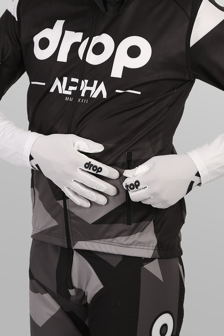 Alpha Camo White Gloves