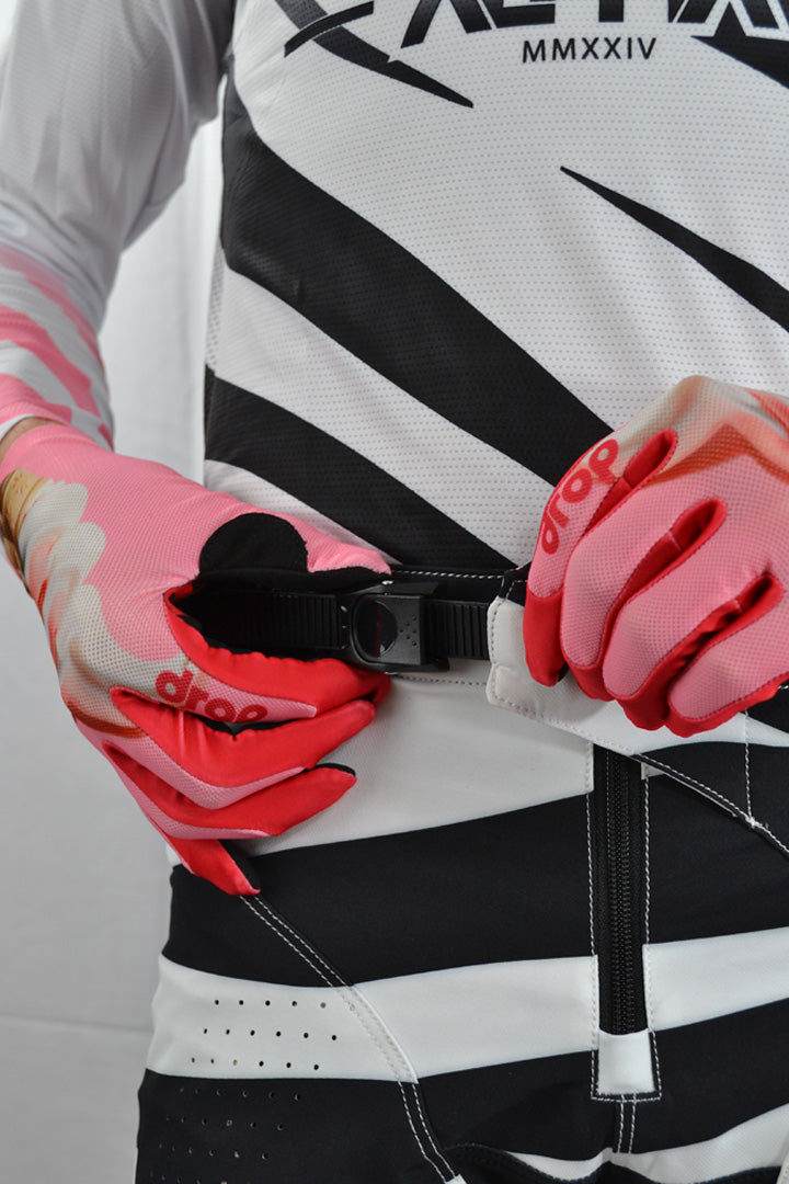 Alpha Pink Ice Gloves