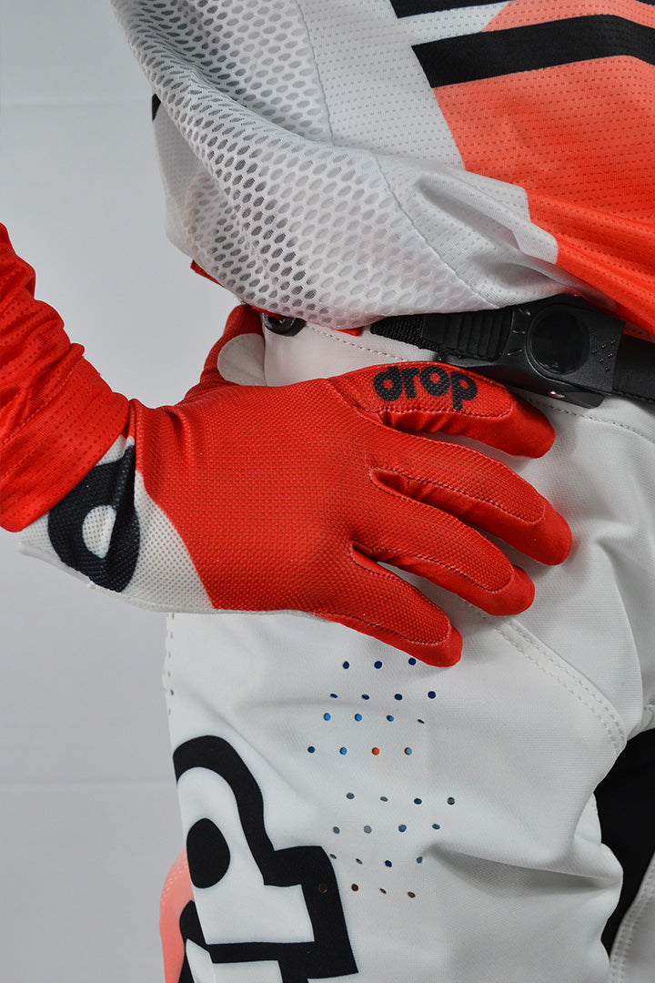 Alpha Red Gloves Youth