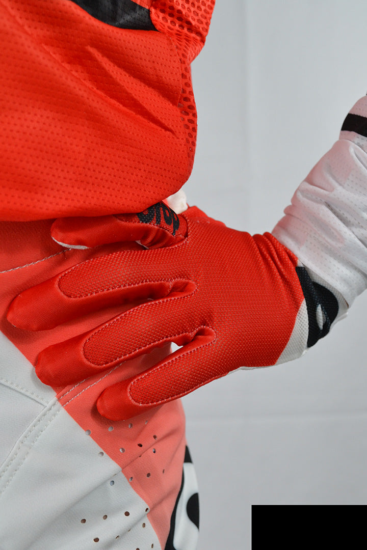 Alpha Red Gloves Youth