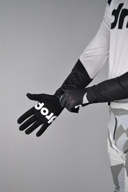 Alpha Camo Black Gloves Youth
