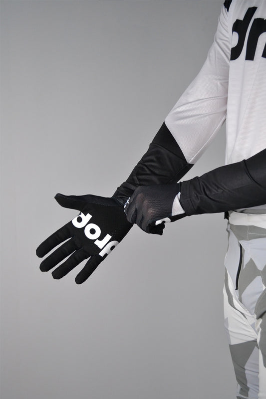 Alpha Camo Black Gloves Youth