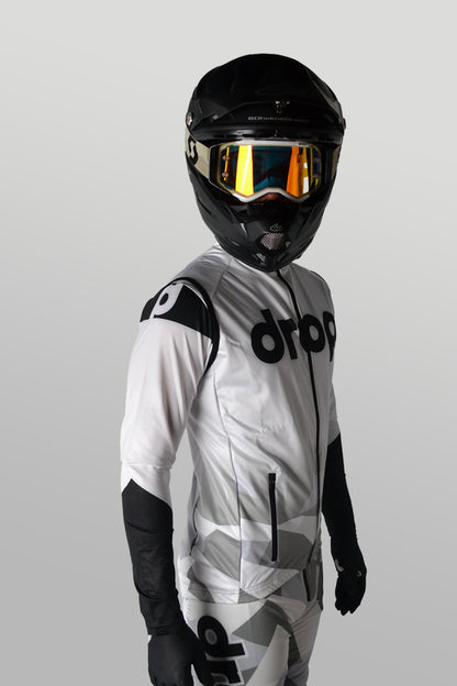 Alpha Camo White Vest