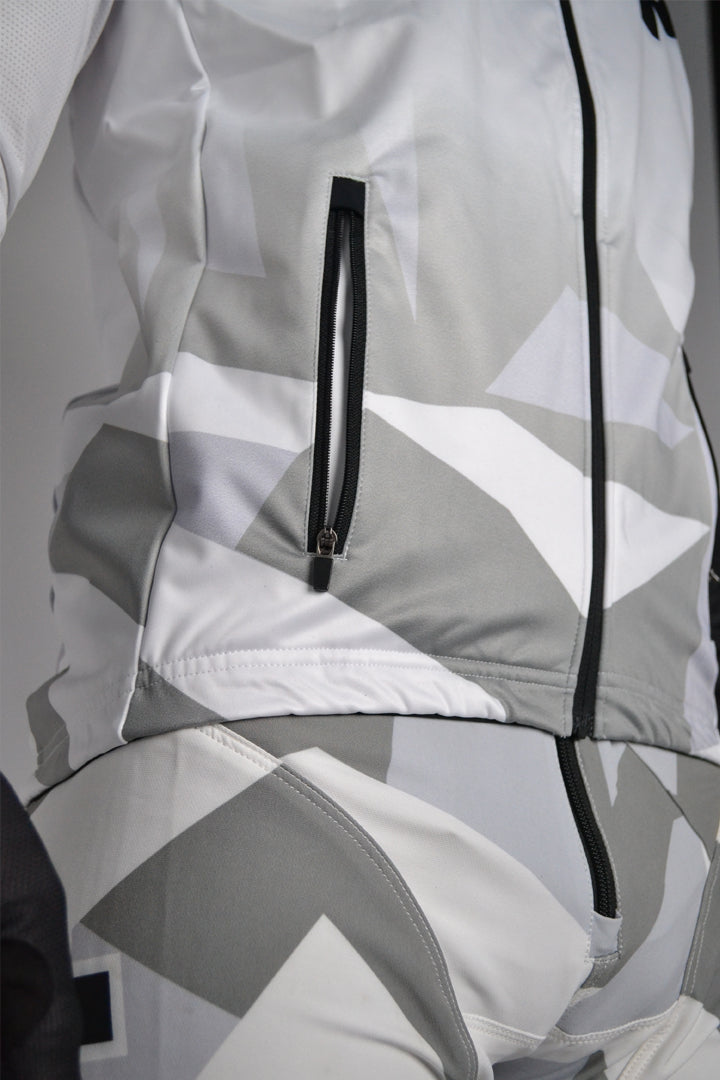 Alpha Camo White Vest