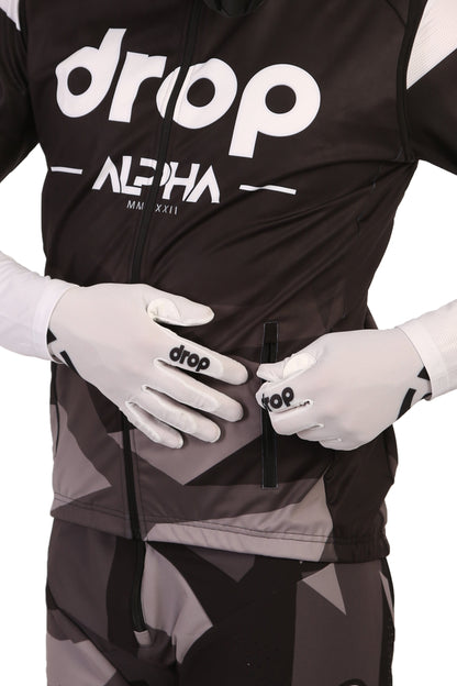 Alpha Camo White Gloves Youth